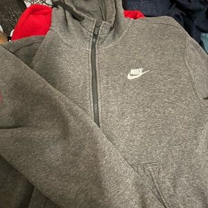 Selling this hoodie because it doesn’t fit me anymore